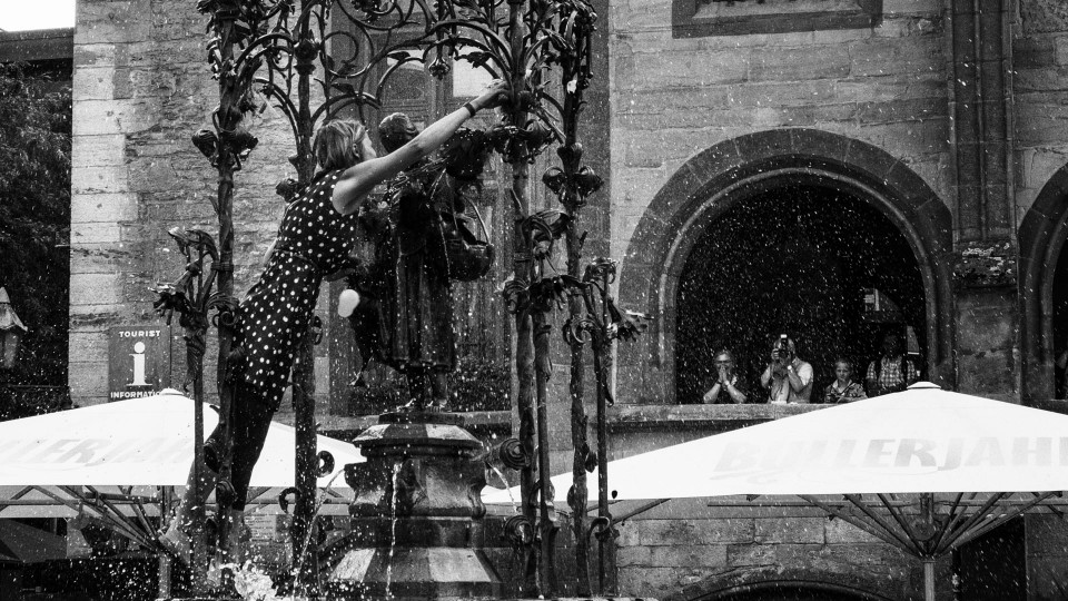 das meist-geküsste Mädchen der Stadt